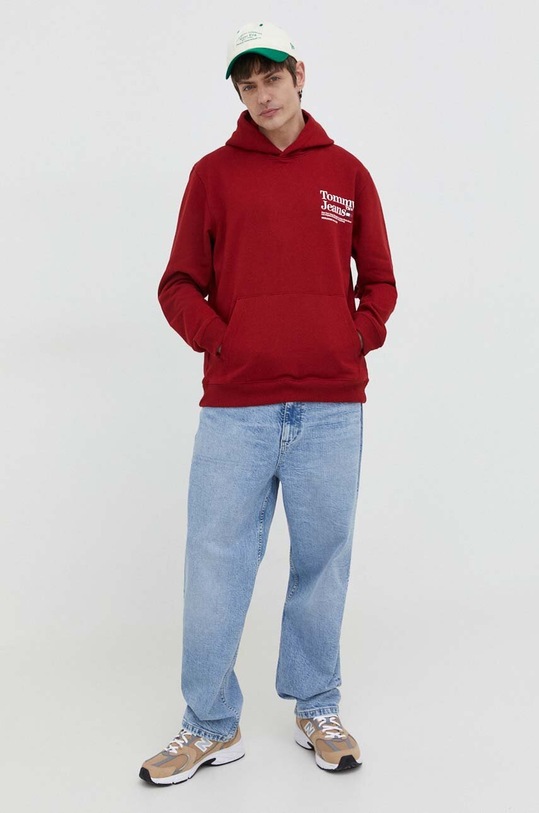 Μπλούζα Tommy Jeans DM0DM18860 μπορντό SS24