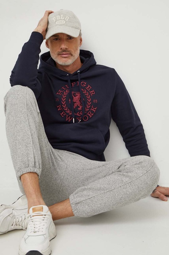 Tommy Hilfiger bluza bawełniana z kapturem granatowy MW0MW33650