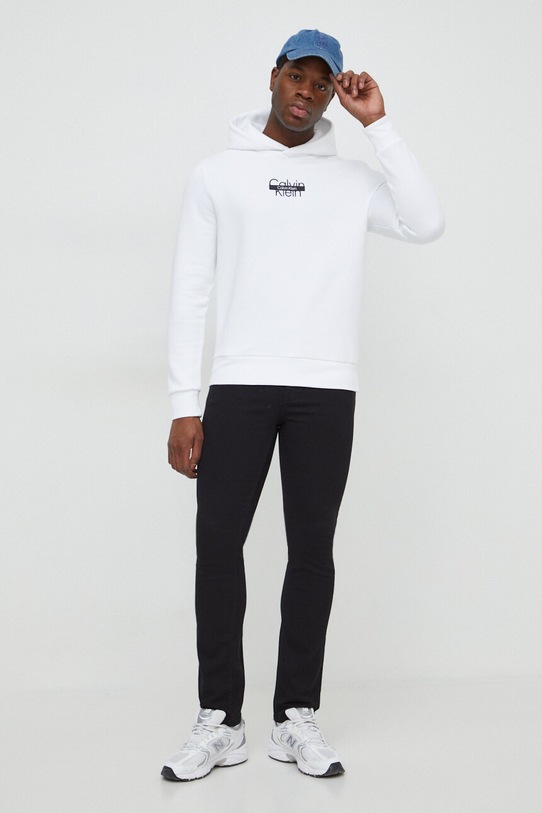 Mikina Calvin Klein s kapucí bílá K10K112251