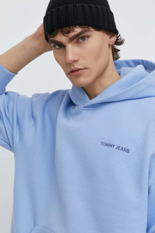 Pamučna dukserica Tommy Jeans plava DM0DM18612