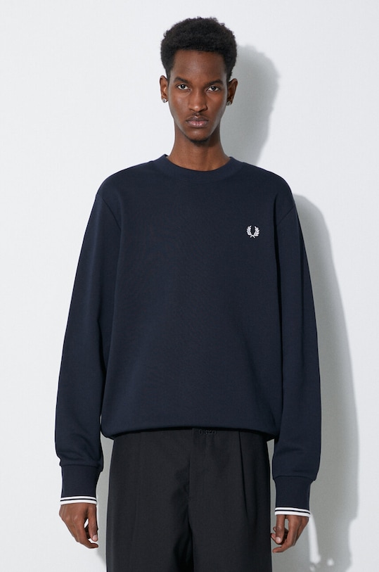 Fred Perry bluza bawełniana Crew Neck Sweatshirt aplikacja granatowy M7535.248