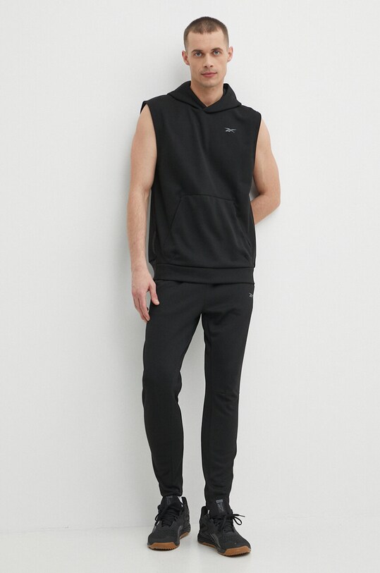 Кофта Reebok Strength 100075597 чёрный AW24