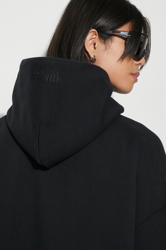 VETEMENTS sweatshirt Limited Edition Logo Hoodie UE64HD600B black