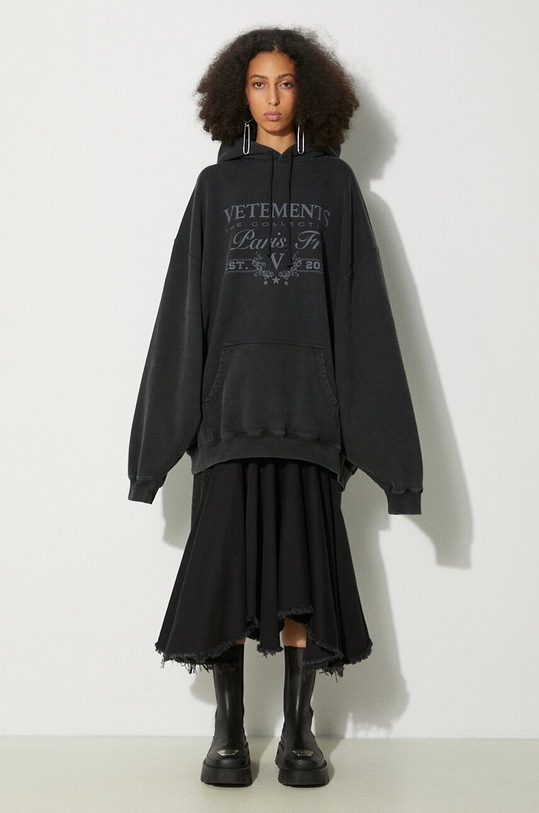 Clothing VETEMENTS sweatshirt Paris Logo Hoodie UE64HD220B black