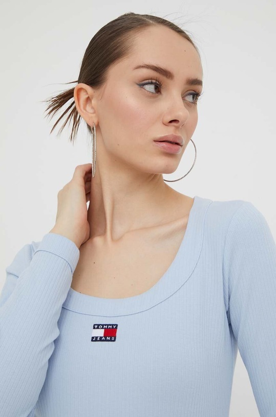 Tommy Jeans longsleeve aplikacja niebieski DW0DW17397