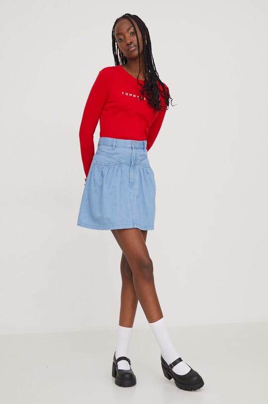 Tommy Jeans top a maniche lunghe in cotone DW0DW17362 rosso SS24
