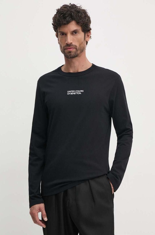 United Colors of Benetton longsleeve bawełniany lounge nadruk czarny 30964M017