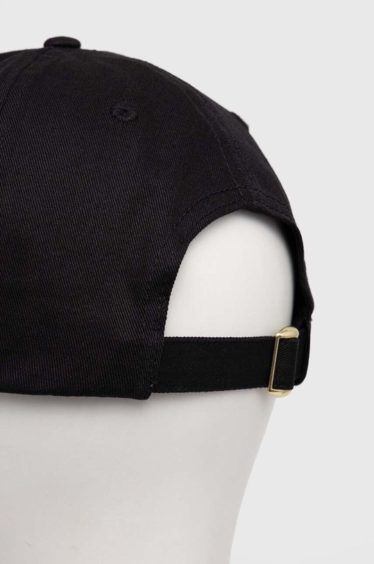 Akcesoria Guess czapka z daszkiem bawełniana V4RZ01.WFKN0 czarny