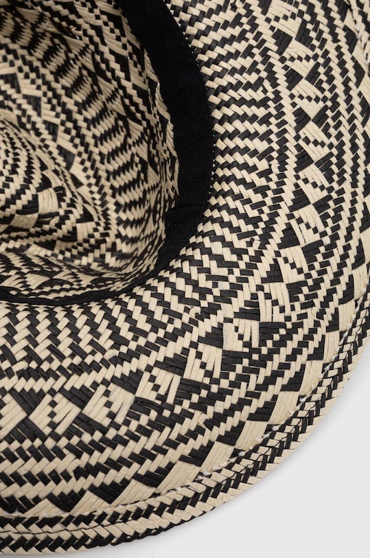 Guess kapelusz FEDORA AW9495.COT01 brązowy