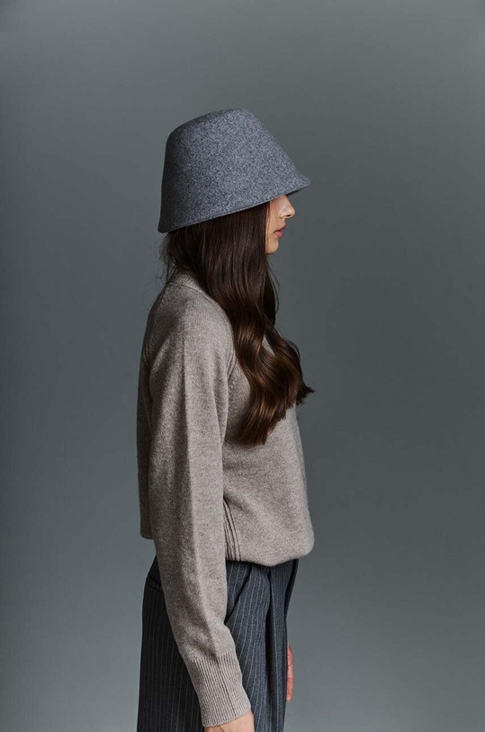 Dodatki Kapa iz kašmirja LE SH KA headwear Grey Bucket GreyBucket siva