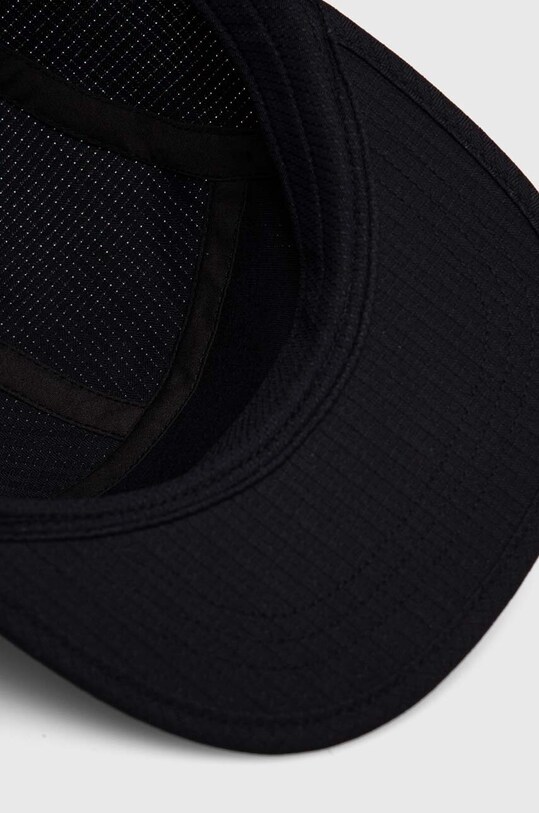 Under Armour czapka z daszkiem Iso-Chill Armourvent czarny 1383436