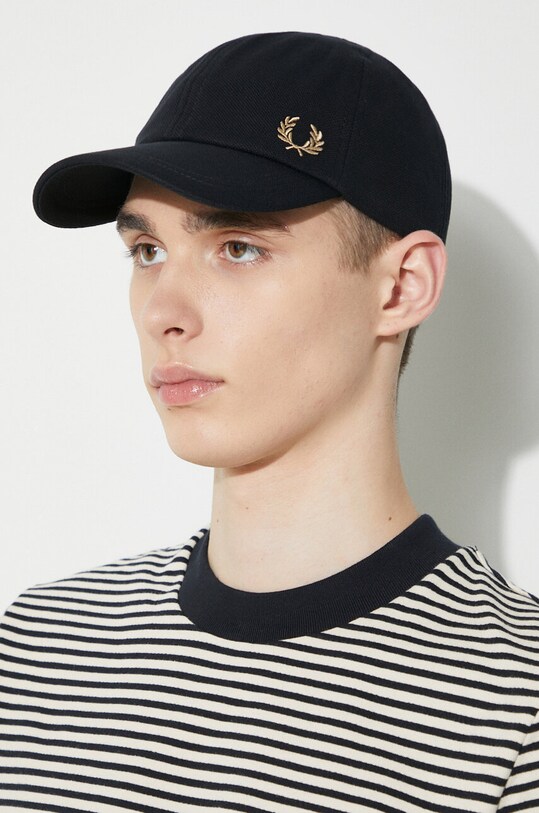 Fred Perry cotton baseball cap Pique Classic Cap applique black HW6726.U78