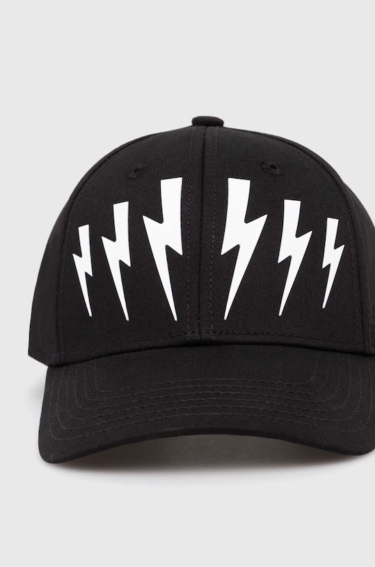 Neil Barrett czapka z daszkiem bawełniana Bolt MY77320A.Y9501.524N czarny SS24