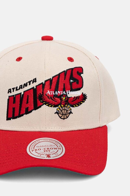 Кепка Mitchell&Ness Atlanta Hawks HHSS7506.AHAYYPPPOFWH бежевый SS24