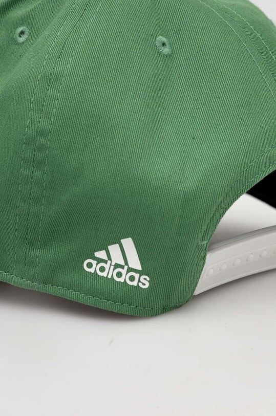 Бавовняна бейсболка adidas IR7908 зелений SS24