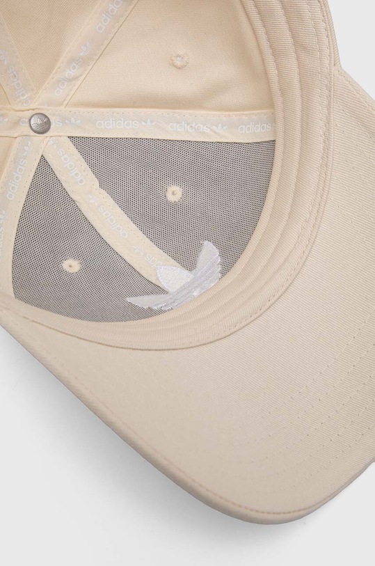 Pamučna kapa sa šiltom adidas Originals bež IS4624