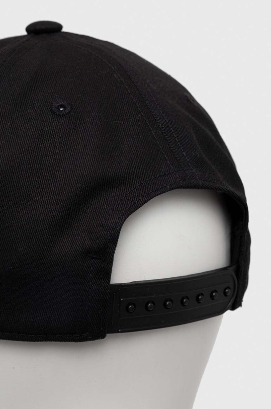 Akcesoria adidas Originals czapka z daszkiem bawełniana IS2998 czarny