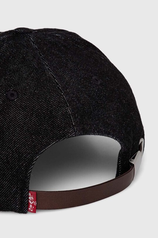 Аксесуари Бавовняна бейсболка Levi's D7589.0005 чорний