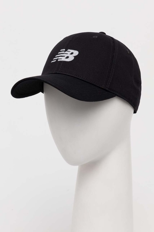 New Balance czapka z daszkiem bawełniana LAH41013BK aplikacja czarny LAH41013BK