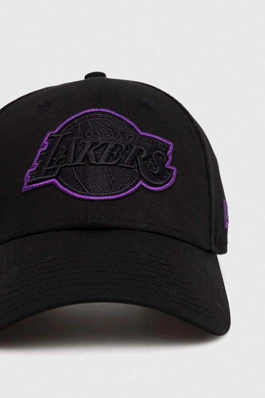 Bavlněná baseballová čepice New Era LOS ANGELES LAKERS 60435149 černá SS24