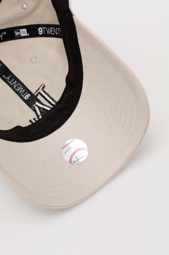 New Era czapka z daszkiem bawełniana beżowy 60435253