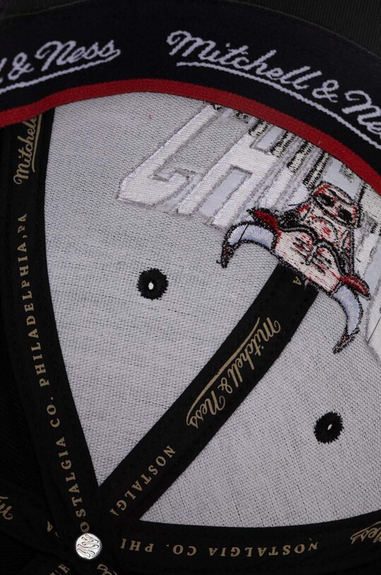 Кепка из смесовой шерсти Mitchell&Ness NBA CHICAGO BULLS чёрный HHSSINTL1263.CBUBLCK