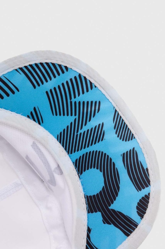 Шапка с козирка Compressport Pro Racing Cap бял CU00003B