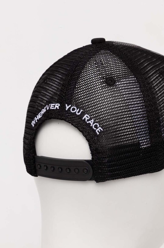 Akcesoria Compressport czapka z daszkiem Trucker Cap CU00008B czarny
