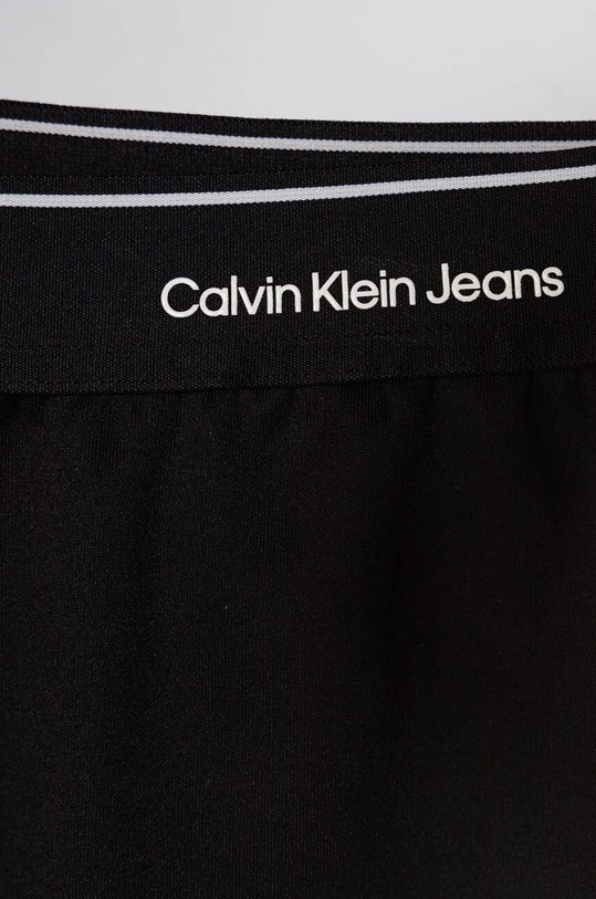 Detská tepláková súprava Calvin Klein Jeans čierna IG0IG02299.128.176.PPYH