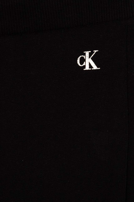 Chlapec Detská bavlnená tepláková súprava Calvin Klein Jeans IN0IN00143.PPYH čierna