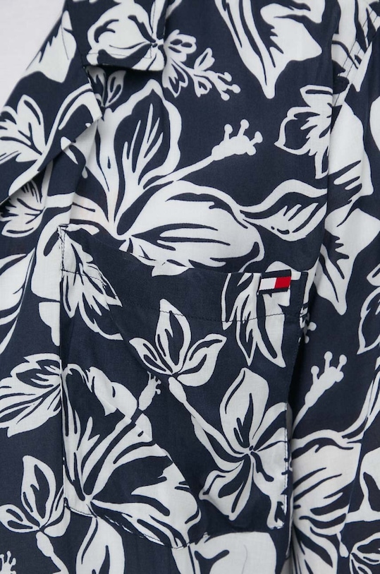 Košeľa Tommy Hilfiger UM0UM03227 tmavomodrá SS25