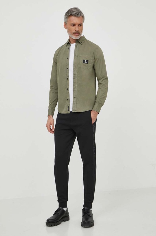 Bavlnená košeľa Calvin Klein Jeans J30J325772 zelená SS24