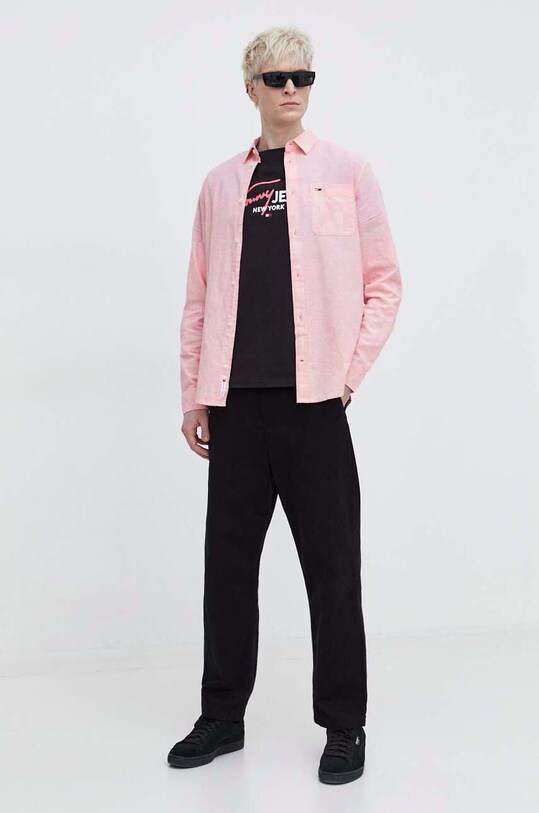 Tommy Jeans koszula z domieszką lnu DM0DM18962 różowy SS24