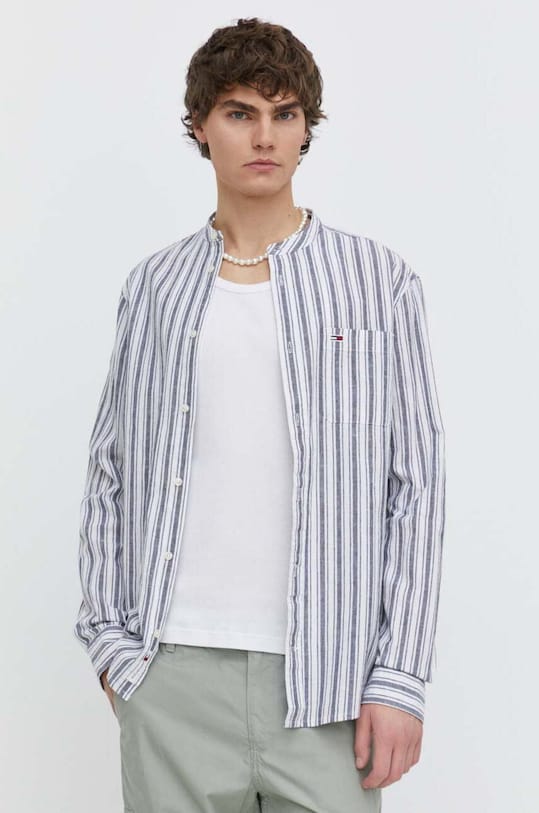 Košile s příměsí lnu Tommy Jeans regular bílá DM0DM18960