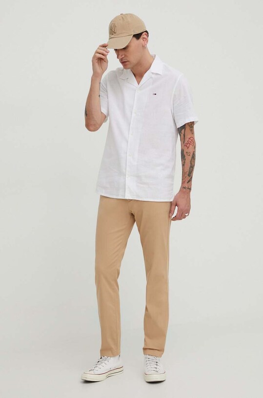 Tommy Jeans cămașă din amestec de in DM0DM18963 alb SS24
