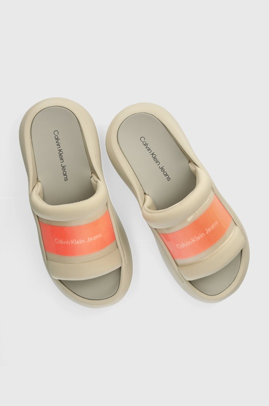 Calvin Klein Jeans klapki HYBRID SANDAL TPU IN LUM MET YW0YW01280 beżowy SS24