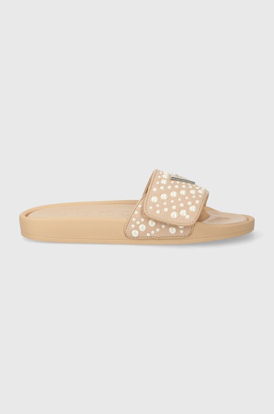 Чехли Guess CALLEN FLGCAN.FAB19.NUDE бежов SS24