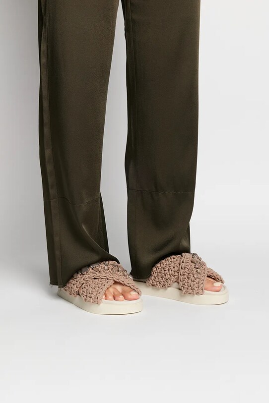 Шлепанцы Inuikii Woven Stones 70104.106.Taupe