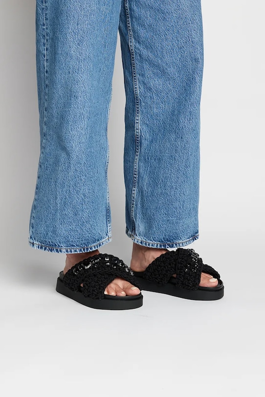 Inuikii papuci Woven Stones 70104.106.TrueBlack