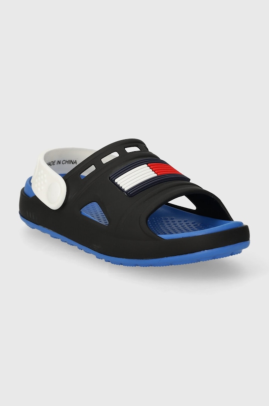 Tommy Hilfiger klapki dziecięce T3X2.33440.30.35 niebieski SS24