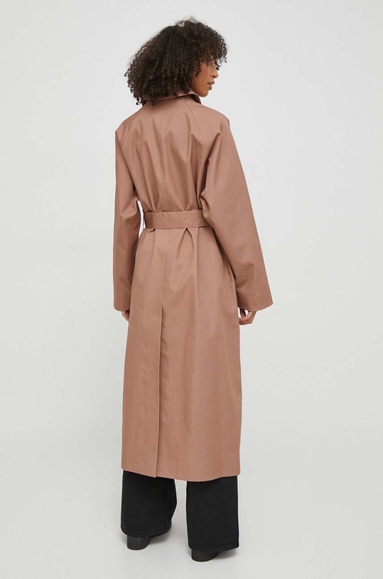 Одяг Пальто Calvin Klein K20K206318 коричневий