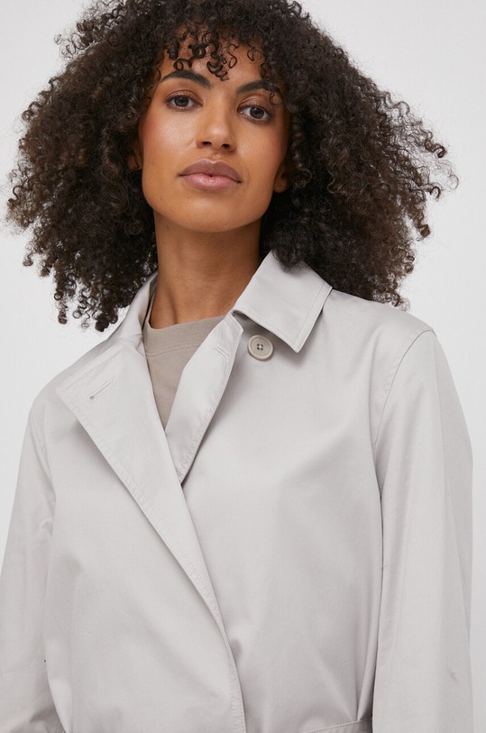 Trenčkot Calvin Klein K20K206320 sivá SS24