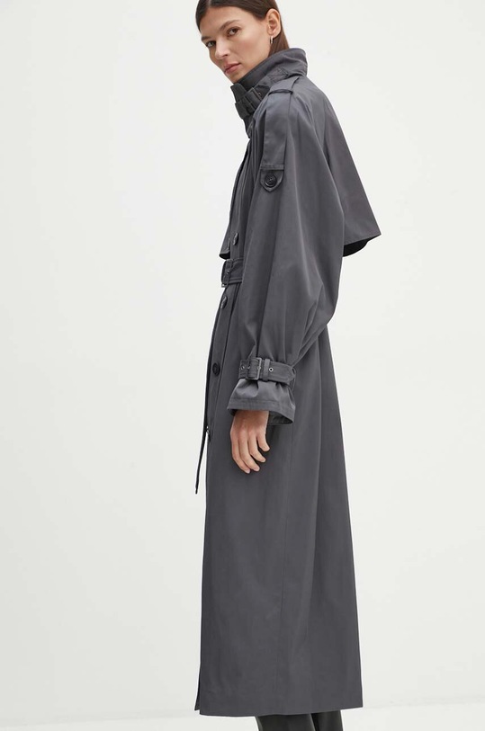 Trench kabát Gestuz šedá 10908742