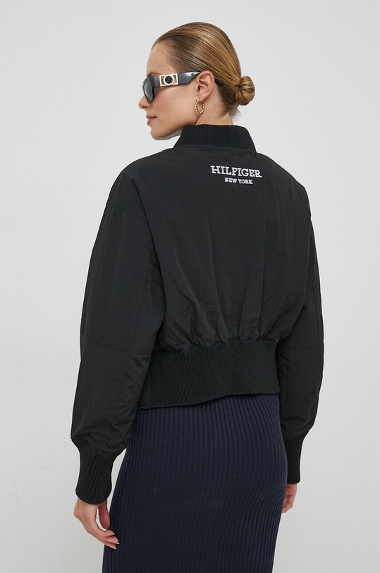 Dvostranska bomber jakna Tommy Hilfiger črna WW0WW40927