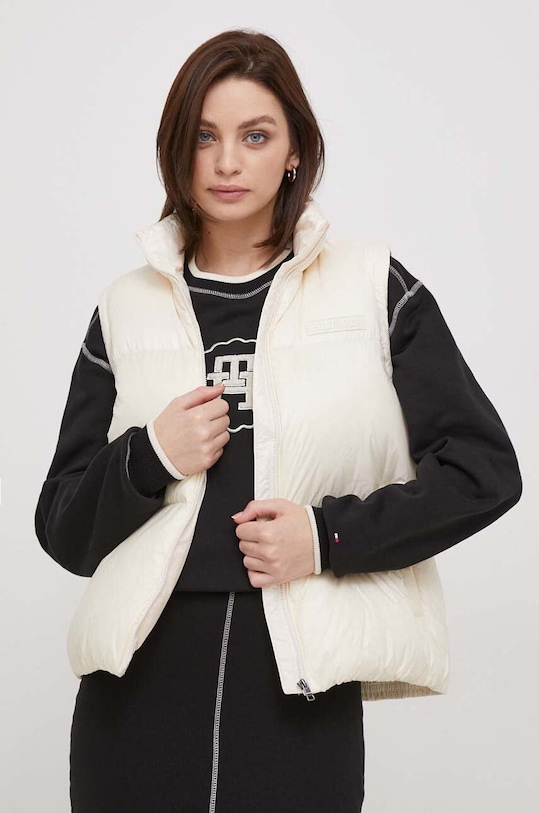 Péřová vesta Tommy Hilfiger s podšívkou béžová WW0WW41170