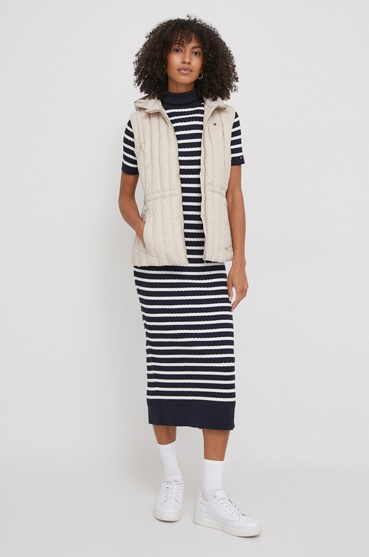 Péřová vesta Tommy Hilfiger WW0WW40485 béžová SS24