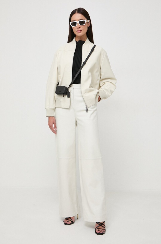 Kožená bunda bomber BOSS 50514452 béžová SS24