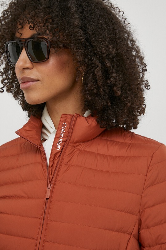 Calvin Klein geacă de puf K20K206326 maro