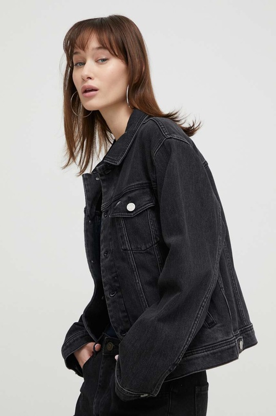 Rifľová bunda Tommy Jeans čierna DW0DW17210