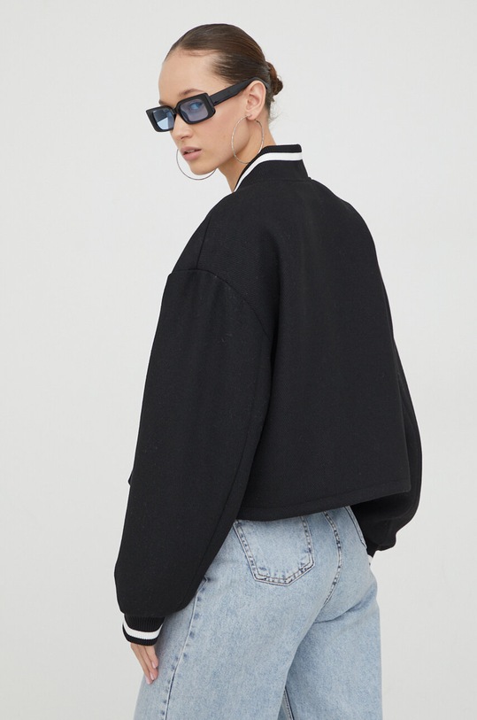 Odzież Tommy Jeans kurtka bomber z domieszką wełny DW0DW17236 czarny
